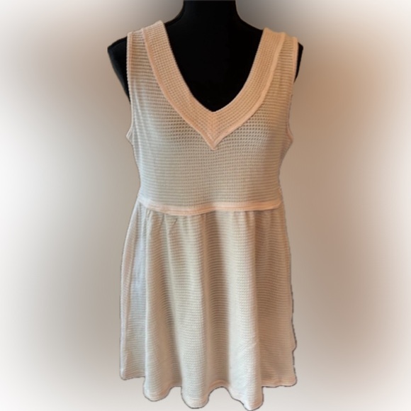 Dresses & Skirts - Fashion Ladies dress Cream Medium New with tag